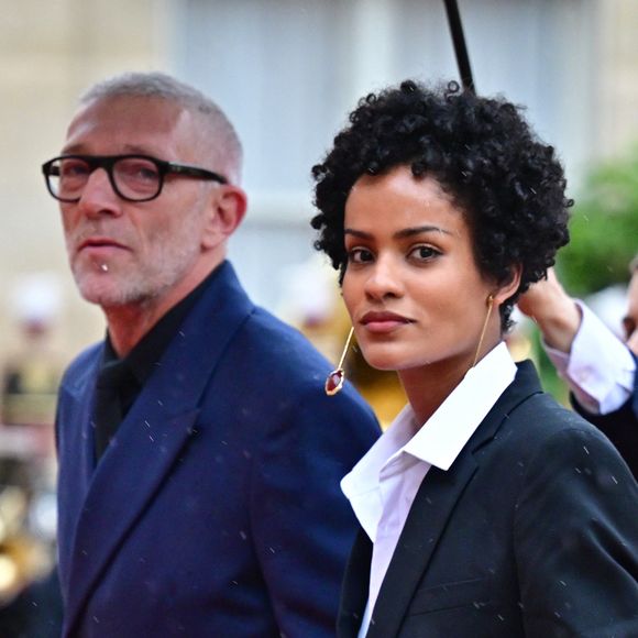Vincent Cassel et sa compagne Narah Baptista - Arrivées des personnalités au dîner d'État en l'honneur du président brésilien et de sa femme au palais présidentiel de l'Élysée à Paris le 5 juin 2025.
© Christian Liewig / Bestimage