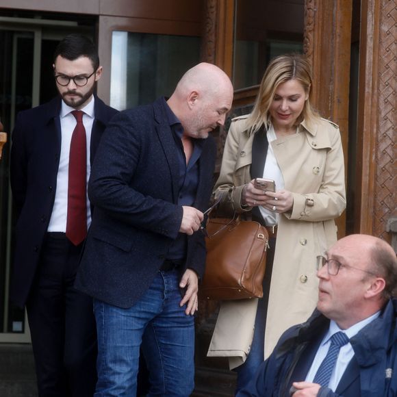 Les tourtereaux sont donc en route pour le mariage

Sébastien Cauet et sa compagne Nathalie Dartois - Sébastien Cauet a assigné la station en justice pour exiger son retour sur les ondes. L'animateur, suspendu depuis novembre dernier de l'antenne de NRJ, fait désormais l'objet d'au moins 5 plaintes pour viol ou agression sexuelle.  le 18 mars 2024© Christiophe Clovis/Bestimage