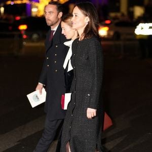 Pippa Middleton - La famille royale d'Angleterre assiste à la messe "Together At Christmas Carol" à l'abbaye de Westminster à Londres, Royaume-Uni le 6 Décembre, 2024