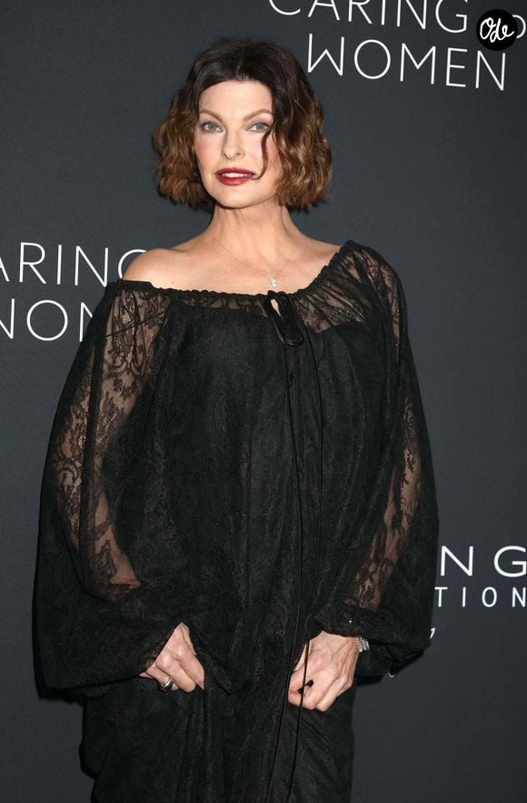 Linda Evangelista au 3rd Annual Caring for Women Dinner en 2024 à New York © Nancy Kaszerman/ZUMA Press Wire/+Bestimage