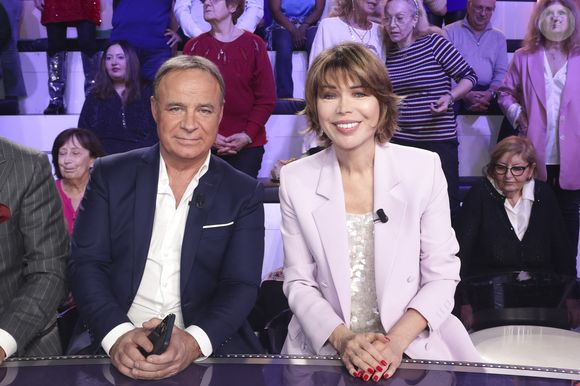 Exclusif - Fabien Lecoeuvre, Isabelle Morizet (Karen Cheryl) sur le plateau de l’enregistrement de l’émission « Face à Hanouna » présentée par C.Hanouna et diffusée sur C8 le 30 novembre 2024, à Paris, France, le 28 novembre 2024. © Jack Tribeca / Bestimage