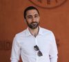 Et de compléter : Et ça favorise les infections virales ou bactériennes comme les angines". A ses yeux, les "très grandes variations" de température peuvent également rendre malade. 

Jimmy Mohamed au village lors des Internationaux de France de tennis de Roland Garros 2024, à Paris, France, le 26 mai 2024. © Jacovides-Moreau/Bestimage