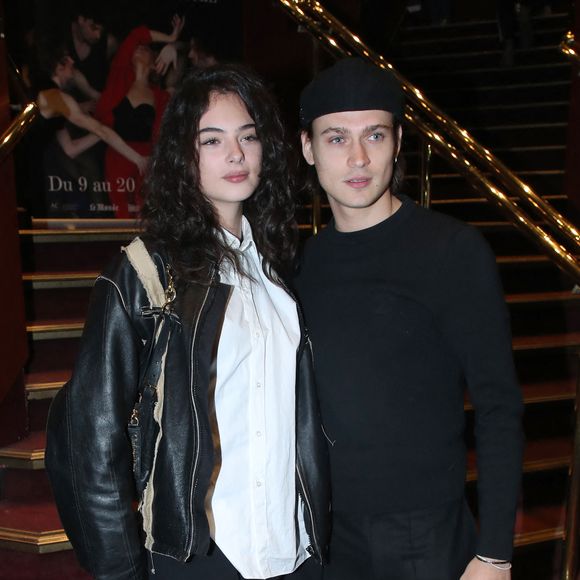 Deva Cassel est en couple avec Saul Nanni



Exclusif - Deva Cassel et son compagnon Saul Nanni (comédien de la  série « Le Guépard ») - Célébrités assistent à la générale du Ballet "Carmen" au théâtre Libre à Paris. © Bertrand Rindoff/Bestimage