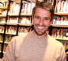 Le 13 octobre, sur Instagram, il a annoncé l’arrivée du groupe Banijay au sein de cette entreprise dédiée aux expériences et aux événements sportifs.

Exclusif - Tony Estanguet en séance de dédicaces pour son livre "Par Amour du Sport" à Paris, le 14 décembre 2025.
© Cédric Perrin/Bestimage