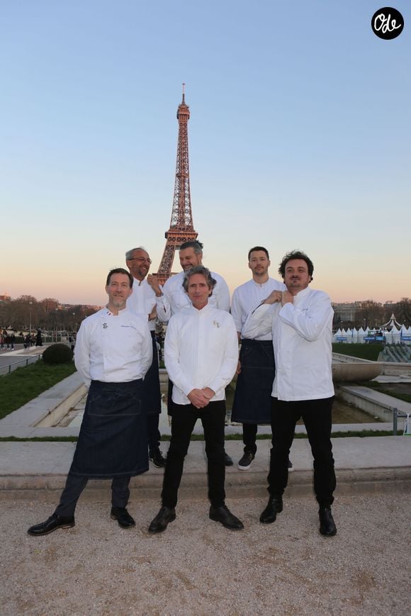 Exclusif - Sébastien Richard, Gérald Passedat, Armand Arnal, Michel Portos, Glen Viel et Clément Higgins. Ils ont réalisé 200 couvert pour la soirée du 21 mars - Le Village international de la Gastronomie 2019 s'est installé dans les jardins du Trocadéro du 21 au 24 mars 2019 à Paris. Cette 4ème édition est parrainée par le PDG de la SEMARIS Rungis Marché. Le 21 mars 2019
© Jean-Claude Woestelandt / Bestimage