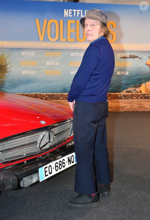 Philippe Katerine - Avant-première du film "Voleuses" diffusé sur Netflix.  Paris le 24 octobre 2023. © Veeren / Bestimage