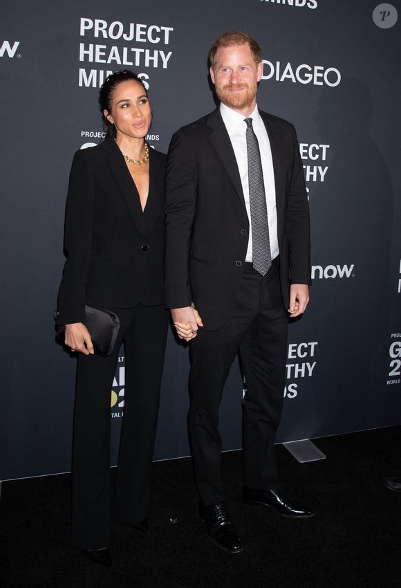 Le prince Harry, duc de Sussex et Meghan Markle, duchesse de Sussex, lors du 3ème gala annuel du projet "Healthy Minds" aux Spring Studios à New York, le 9 octobre 2025. Photo : Zuma Press / Bestimage