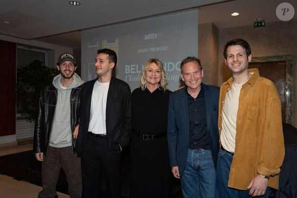 Exclusif - Luana Belmondo entourée de ses fils, Victor, Giacomo et Alessandro, Philippe Thuillier - Avant-première du documentaire "Belmondo, l'Italie en héritage" à la Maison de l'Italie à Paris. Le 18 mars 2024 © Sam Delpech / Bestimage