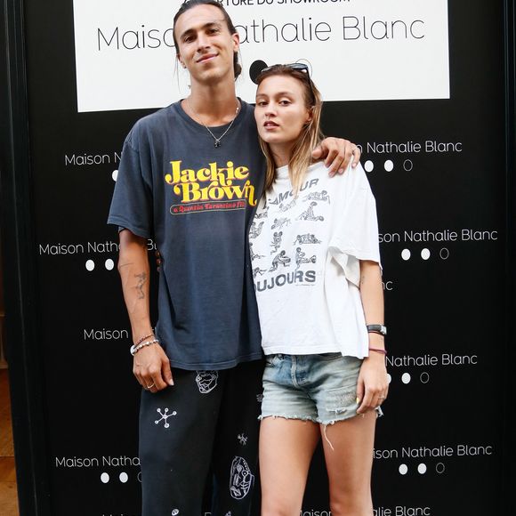 La soeur de Raphaël  s’est déjà produite dans plusieurs clubs et festivals, en France et à l’étranger.

Exclusif - Raphaël le Friant (fils de Bob Sinclar) et sa soeur Paloma - Inauguration du showroom de Nathalie Blanc à Paris, France, le, 19 juin 2025. © Christophe Clovis / Bestimage