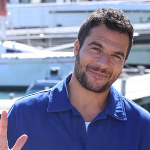 Amir a participé à la troisième saison de l'emblématique programme.

Amir Haddad - Photocall de la série "La Belle et le Boulanger" lors du 27ème Festival de la Fiction de la Rochelle (16 - 21 septembre 2025), le 17 septembre 2025.
© Denis Guignebourg / Bestimage