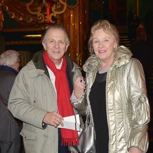 Pour rappel décédée en début d'année à 83 ans

Exclusif - Roland Giraud et sa femme Maaïke Jansen à la générale du spectacle musical Les Choristes au théâtre des Folies Bergère à Paris, France, le 2 mars 2017. © Gorassini-Moreau/Bestimage