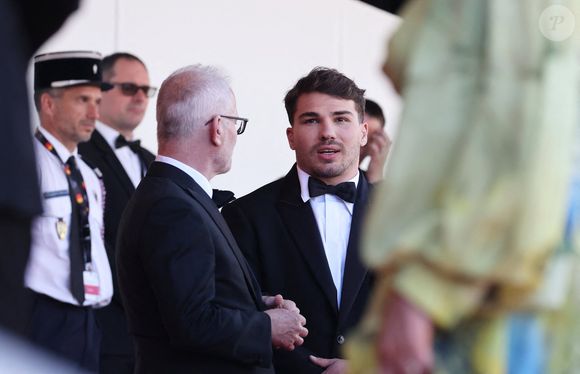 Thierry Frémaux, Antoine Dupont (Montre Audemars Piguet) - Montée des marches du film « Dossier 137 » lors du 78ème Festival International du Film de Cannes, au Palais des Festivals à Cannes. Le 15 mai 2025
© Jacovides-Moreau / Bestimage