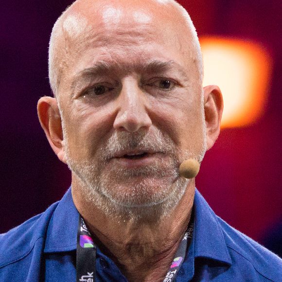 Un projet caritatif et philanthropique qu'elle continuera à financer.

Turin, Italie. 3 octobre 2025. L'homme d'affaires américain Jeff Bezos sur la scène de l'Italian Tech Week 2025. © Marco Destefanis/IPA via ZUMA Press