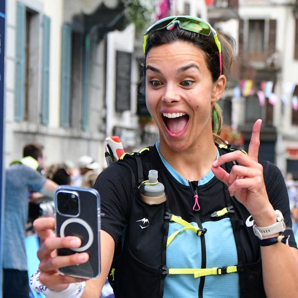 Tout en menant sa carrière dans la santé, l'animatrice télé enchaîne les projets passionnants.

Exclusif - Marine Lorphelin participe et finit la course MCC, en marge de l'Ultra Trail du Mont Blanc à Chamonix le 26 août 2024.

© Romain Doucelin / Bestimage