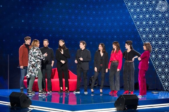 Exclusif - Michèle Bernier et sa surprise Clément Moreau, Philippe Lelièvre, Soraya Garlenq, Antoine Hamel, Géraldine Loup, Jeanne Lambert, Cyrielle Voguet, Faustine Bollaert - Enregistrement de l'émission "La Boîte à Secrets 8", présentée par F.Bollaert et qui sera diffusée le 7 mai sur France 3. Le 19 janvier 2021 © Tiziano Da Silva / Bestimage