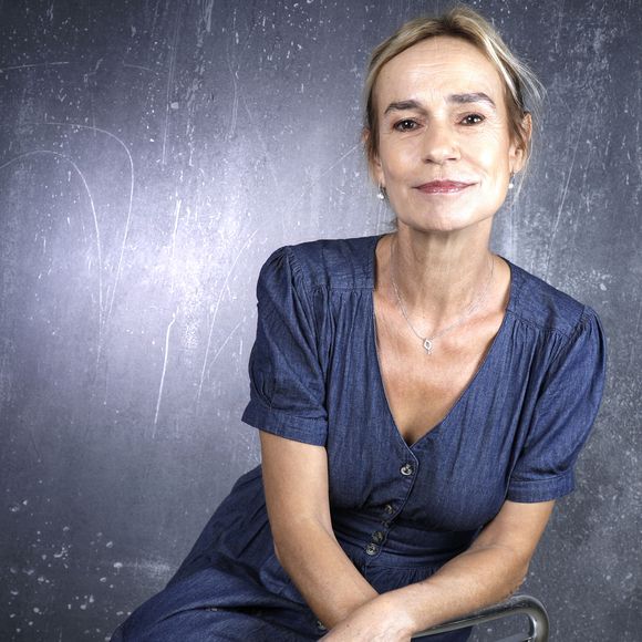 Portraits de Sandrine Bonnaire en marge de l'enregistrement de l'émission "Chez Jordan de Luxe" à Paris, le 2 octobre 2023. 
CEDRIC PERRIN / BESTIMAGE