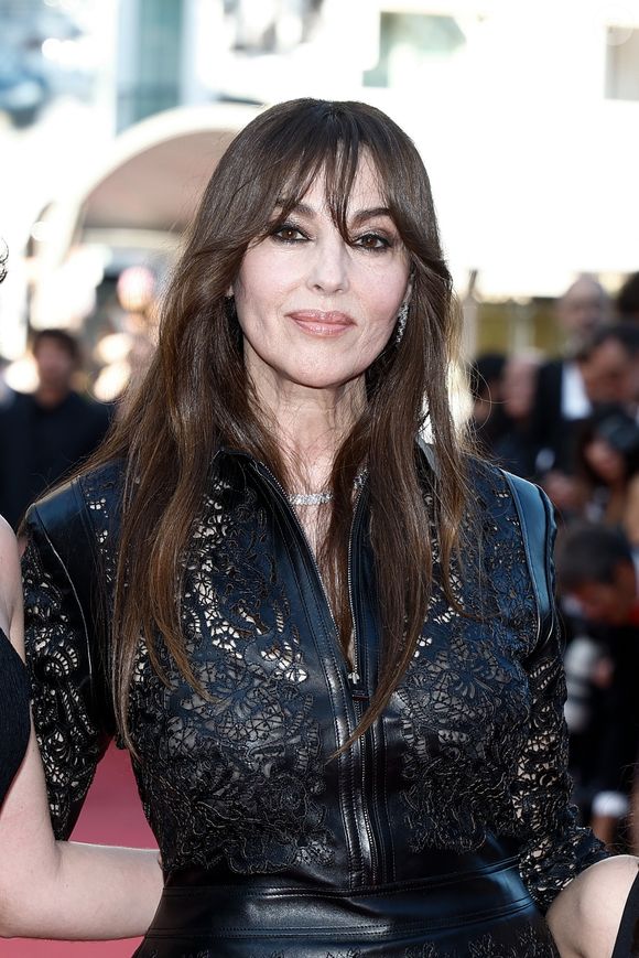 Monica Bellucci - Montée des marches du film " Histoires de la nuit " lors du 79ème Festival International du Film de Cannes, le 22 mai 2026. © Jacovides-Moreau / Bestimage