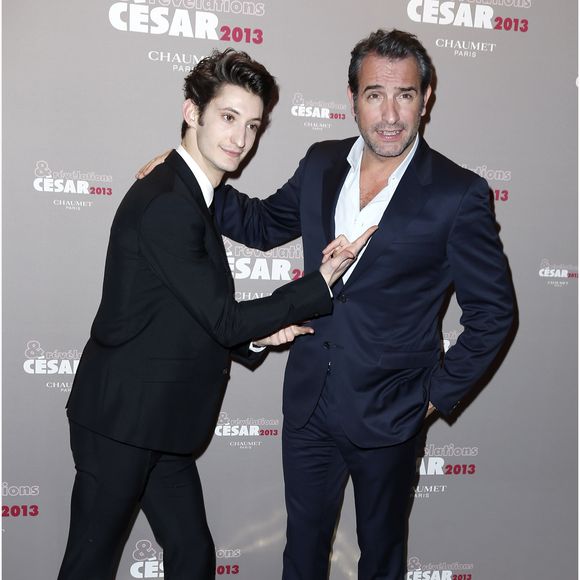 Jean Dujardin lui avait alors offert une montre Casio

Pierre Niney et Jean Dujardin - Diner pour les révélations des Cesar a l'hotel Meurice a Paris le 14 janvier 2013 © OLIVIER BORDE / BESTIMAGE