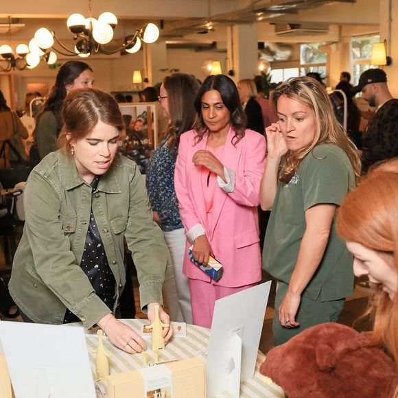 Eugenie d'York s'est rendue à Soho pour un événement de shopping et de soins pour bébés et enfants, organisé à l'occasion de la journée de la presse de Fuse Communications. 7 mai 2026. © Backgrid UK/ Bestimage