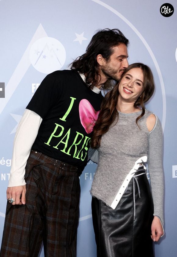 Mais les talents culinaires de Julien Sebbag ne sont pas la seule raison pour laquelle elle est tombée sous son charme.

Julien Sebbag et Poqssi - Photocall dans le cadre de la 28ème édition du festival International du Film de Comédie à l'Alpe d'Huez le 15 janvier 2025. © Dominique Jacovides/Bestimage