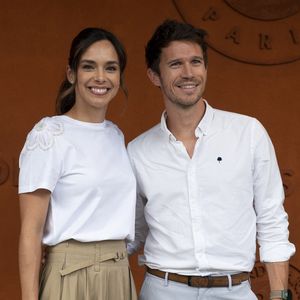 Marine Lorphelin a trouvé le bonheur auprès de Stanislas Gruau. 

Marine Lorphelin (Miss France) et son compagnon Stanislas Gruau au Village lors des Internationaux de France de Tennis de Roland Garros.  © Moreau / Jacovides / Bestimage