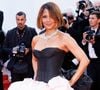 Grâce à cet état d'esprit et les prises de conscience qui ont suivies, elle confie même se sentir aujourd'hui en meilleure forme physique et mentale qu'à l'âge de 40 ans.

Halle Berry - Montée des marches du film "Mission Impossible : The Final Reckoning" lors du 78ème Festival International du Film de Cannes. Le 14 mai 2025.

© Jacovides-Moreau / Bestimage