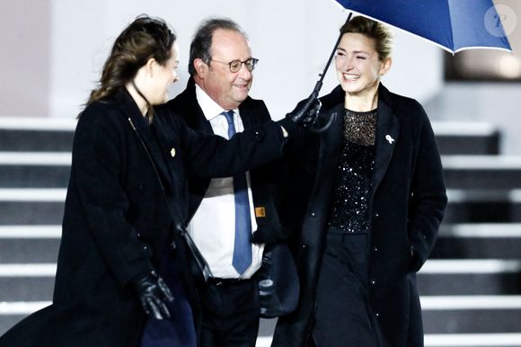 C’est leur refuge loin de Paris et de la vie publique.

François Hollande et sa femme Julie Gayet - Arrivées à la cérémonie de réouverture de la cathédrale Notre-Dame de Paris, le 7 décembre 2024. © Bestimage