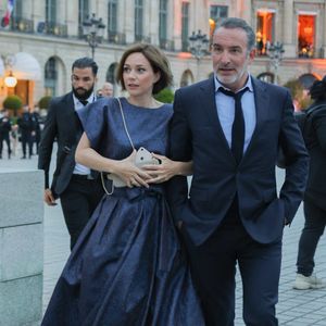 Exclusif - Jean Dujardin et sa femme Nathalie Péchalat arrivent à la cérémonie " 2023 Laureus World Sports Awards" à Paris le 8 mai 2023.