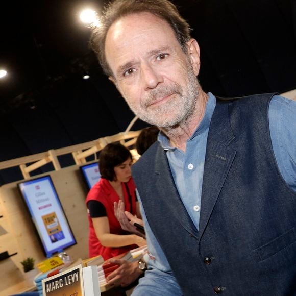 Marc  Levy 



    Festival du livre de Paris 2024 - Festival du livre de Paris 2024 le 13 avril 2024.
© Cedric Perrin / Bestimage