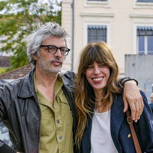 Lou Doillon, avec son compagnon Stéphane Manel,  présente le film Boxes réalisé par sa mère Jane Birkin lors du festival Lumière 2023 à Lyon le 22 octobre 2023.

© Sandrine Thesillat / Panoramic / Bestimage
