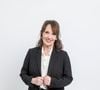 bien que la star des Nuls ait été souvent absente durant son enfance en raison de son métier.

Chantal Lauby - Jour 3 - Studio - Enregistrement de l'émission "Le grand restaurant,  la guerre de l’étoile », diffusée le 15 décembre sur M6
© Cyril Moreau / Bestimage
Sur une idée de P.Palmade, un casting 5 étoiles. Fort de son succès, « Le Grand Restaurant » est de retour pour une soirée exceptionnelle sur M6, avec les plus grands noms de la scène et du cinéma français, ainsi que des grands talents de la nouvelle génération, dans un nouvel opus baptisé « La guerre de l’étoile ».
Pour cette nouvelle année, le directeur du Grand Restaurant voit les choses en grand pour tenter d’obtenir la fameuse étoile du célèbre guide Michalon ! Et pour cela, il s’installe au pied de la Tour Eiffel. 
Pierre fait face à un critique culinaire (A.Astier) sans scrupule qui va lui proposer un accord pour le moins douteux : limoger son Chef historique en échange de cette fameuse étoile. Le directeur du Grand Restaurant acceptera-t-il ? 
Entre humour et émotion, laissez-vous porter par plus de 40 comédiens, les plus grands noms du théâtre et du cinéma français.