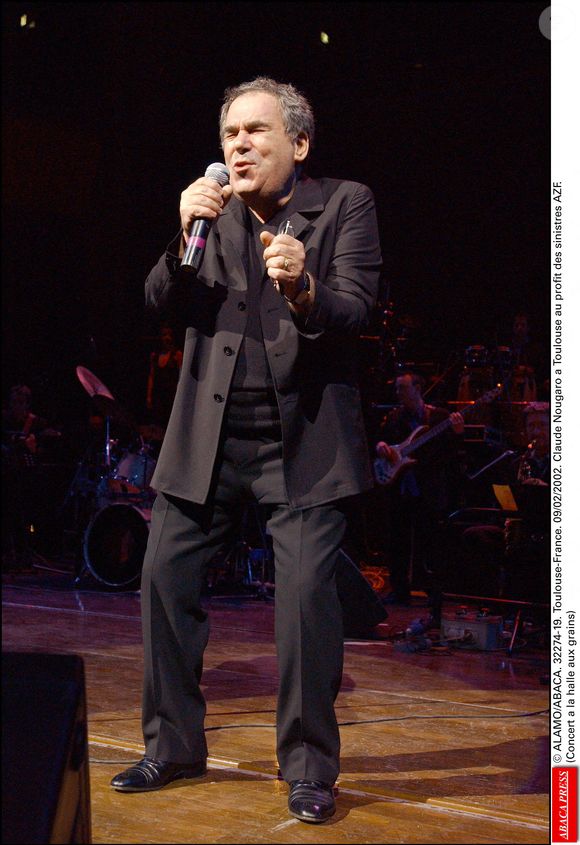 © Arno/Alamo/ABACA. 32274-19. Toulouse-France. 09/02/2002. Claude Nougaro a Toulouse au profit des sinistres AZF.(Concert a la halle aux grains)