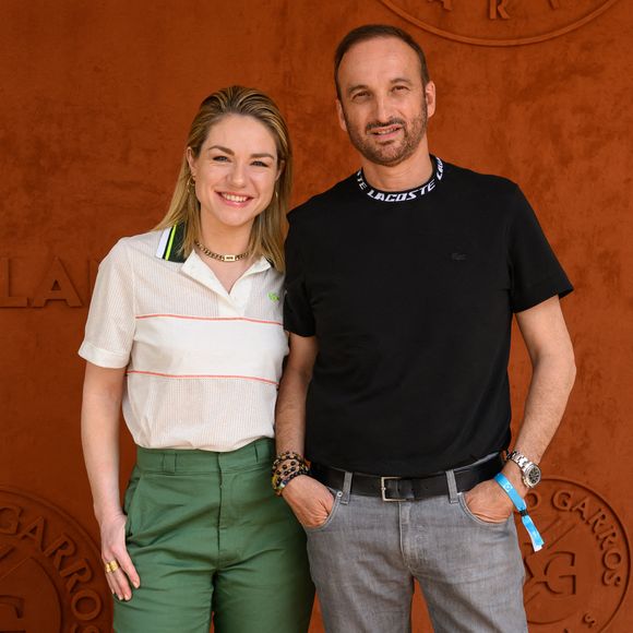 "Malheureusement, ça n’avance pas bien", a confié la comédienne belge au Parisien. "Me revoilà partie pour la chimio que j’ai connue il y a un peu plus d’un an."

Emilie Dequenne et Michel Ferracci assistent aux Internationaux de France 2023 à Roland Garros le 10 juin 2023 à Paris.