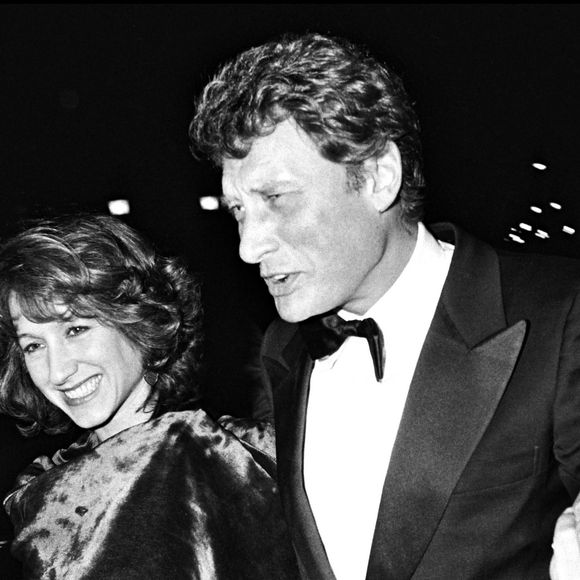 Les stars avaient élu domicile dans un magnifique hameau situé dans la Creuse. 

Archives - Johnny Hallyday et Nathalie Baye au "Gala Meryl Streep" à Paris. RINDOFF-PATERSON / BESTIMAGE