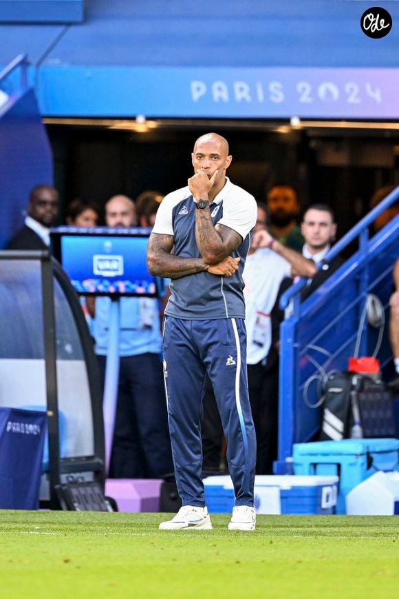 Thierry Henry lors de la finale qui oppose la France à l’Espagne (3-5) pour les Jeux Olympiques au Parc des Princes à Paris, le 9 aout 2024. © Jacovides-Perusseau / Bestimage