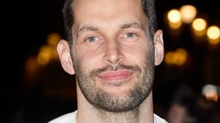 Simon Porte Jacquemus : Sa prestigieuse adresse parisienne bouclée par les pompiers à seulement quelques jours de son défilé événement