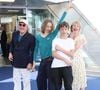 Sur les clichés dévoilés par l'enseigne, Billie s'amuse avec les codes de la mode. 

Philippe Katerine, Julie Depardieu et leurs enfants Billy et Alfred  - Photocall de 'Les derniers jours de Charles Baudelaire' lors de la 65eme édition du Festival TV De Monte Carlo le 14 Juin 2026

 © Denis Guignebourg /Bestimage