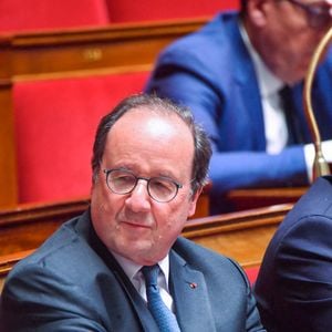 François Hollande, ancien président de la République et député PS, participe à une séance de questions au gouvernement à l'Assemblée nationale à Paris, en France, le 12 mai 2026. Photo de Karim Ait Adjedjou/ABACAPRESS.COM