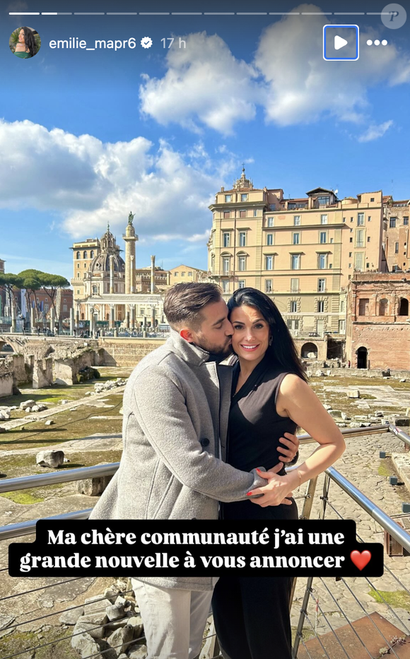 Puis de conclure avec excitation : "Maintenant les filles, on va organiser ce mariage !!!!". 

Emilie de Mariés au premier regard 6 a annoncé samedi 22 février, à Rome, sur Instagram son mariage prochain avec son compagnon © Instagram @emilie_mapr6
