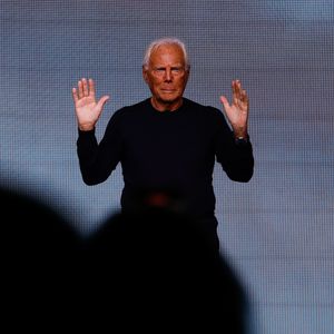 Le styliste Giorgio Armani - Défilé de mode printemps-été 2024 "Giorgio Armani" lors de la fashion week de Milan. Le 24 septembre 2023