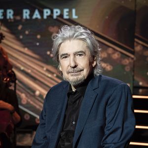 Ami de longue date de Marie-Paule Belle, Serge Lama est très affecté par la disparition de la chanteuse.

Serge Lama en backstage de l'enregistrement de l'émission "Serge Lama, le dernier rappel" présentée par F. Bollaert, au théâtre Marigny à Paris, France.

© Clovis-Moreau/Bestimage