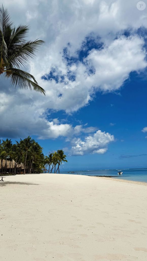 Sur Instagram, elle partage des moments de détente, couchers de soleil et instants de farniente.

Camille Gottlieb a partagé des images de son séjour paradisiaque sur l'Île Maurice. Capture d'écran Instagram
