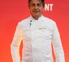 Il y propose une offre mêlant cuisine asiatique, méditerranéenne et plats traditionnels d’Auguste Escoffier.

Yannick Alleno - Cérémonie des remises des Etoiles Michelin 2026 au Grimaldi Forum à Monaco le 16 mars 2026. © Jean-Marc Lhomer/Bestimage