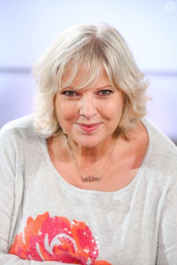 "Laurence Boccolini et moi ne sommes pas des millionnaires", a-t-il déclaré.
Exclusif - Laurence Boccolini lors de l'enregistrement de l'émission Vivement dimanche présentée par M.Drucker aux studios Rive Gauche, à Paris, France, le 1er octobre 2025. Diffusion sur France 3 le 9 novembre 2025. © Guillaume Gaffiot/Bestimage