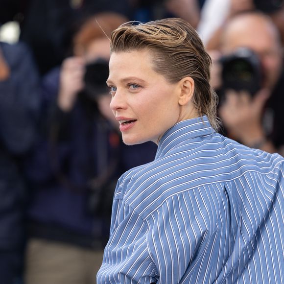 Et ce jeudi 14 mai 2026, c'est Mélanie Thierry qui a donné une véritable leçon de style aux photographes présents.

Mélanie Thierry au photocall du film "La Vie D'Une Femme" lors du 79ème Festival International du Film de Cannes, France, le 14 mai 2026. © Jacovides-Moreau/Bestimage