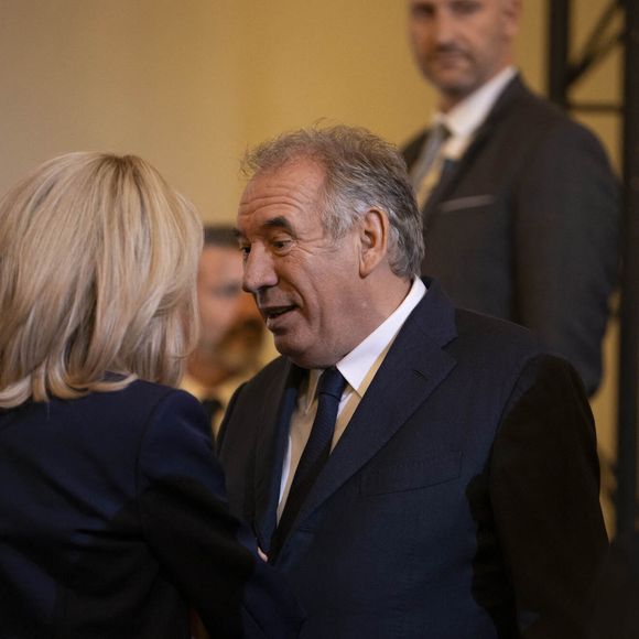 Le maire de Pau François Bayrou (R) et Brigitte Macron - Les maires de France lors de la 105ème session du Congrès des Maires de France, organisée par l'AMF, au palais de l'Elysée à Paris. Le 22 novembre 2023
© Eliot Blondet / Pool / Bestimage