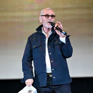 Tchéky Karyo, Prix Génius, lors la soirée de clôture de la 7e édition du festival Cineroman à Nice le 4 octobre 2025. © Bebert-Jacovides/Bestimage