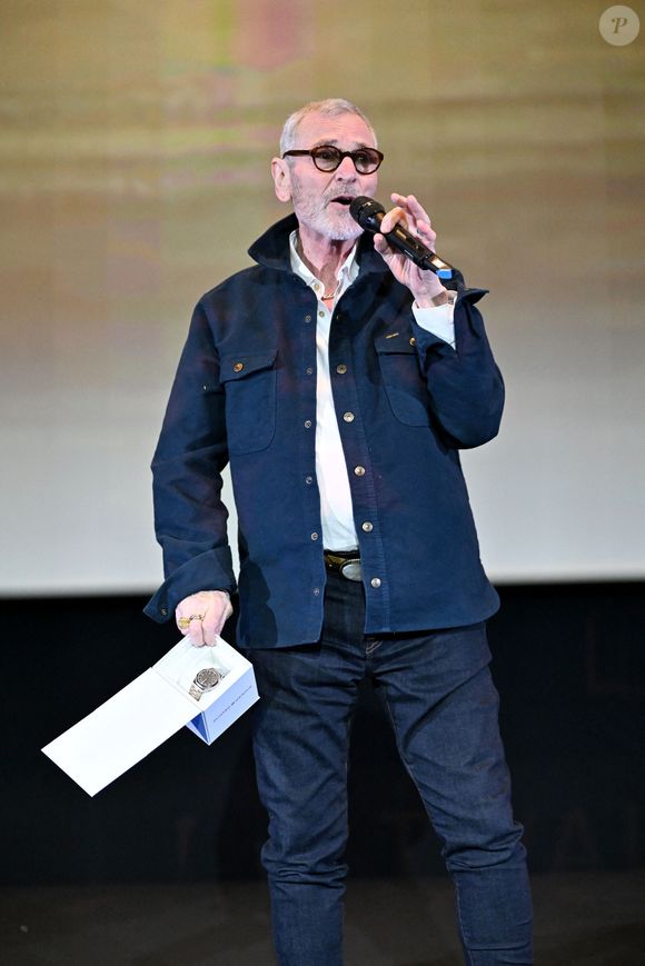 Tchéky Karyo, Prix Génius, lors la soirée de clôture de la 7e édition du festival Cineroman à Nice le 4 octobre 2025. © Bebert-Jacovides/Bestimage