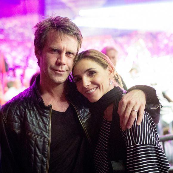 Durant plus de 20 ans, la tête couronnée et Clotilde Courau ont vécu de belles années.

Le prince Emmanuel Philibert de Savoie et la princesse Clotilde (Courau) - People au concert de Johnny Hallyday au POPB de Bercy a Paris - Jour 2. Le 15 juin 2013
©Borde-Corlouer-Jacovides-Moreau / Bestimage