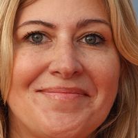 "Numéro un depuis 10 jours" : Amanda Sthers, la mère des fils de Patrick Bruel, célèbre une réussite qui fait parler